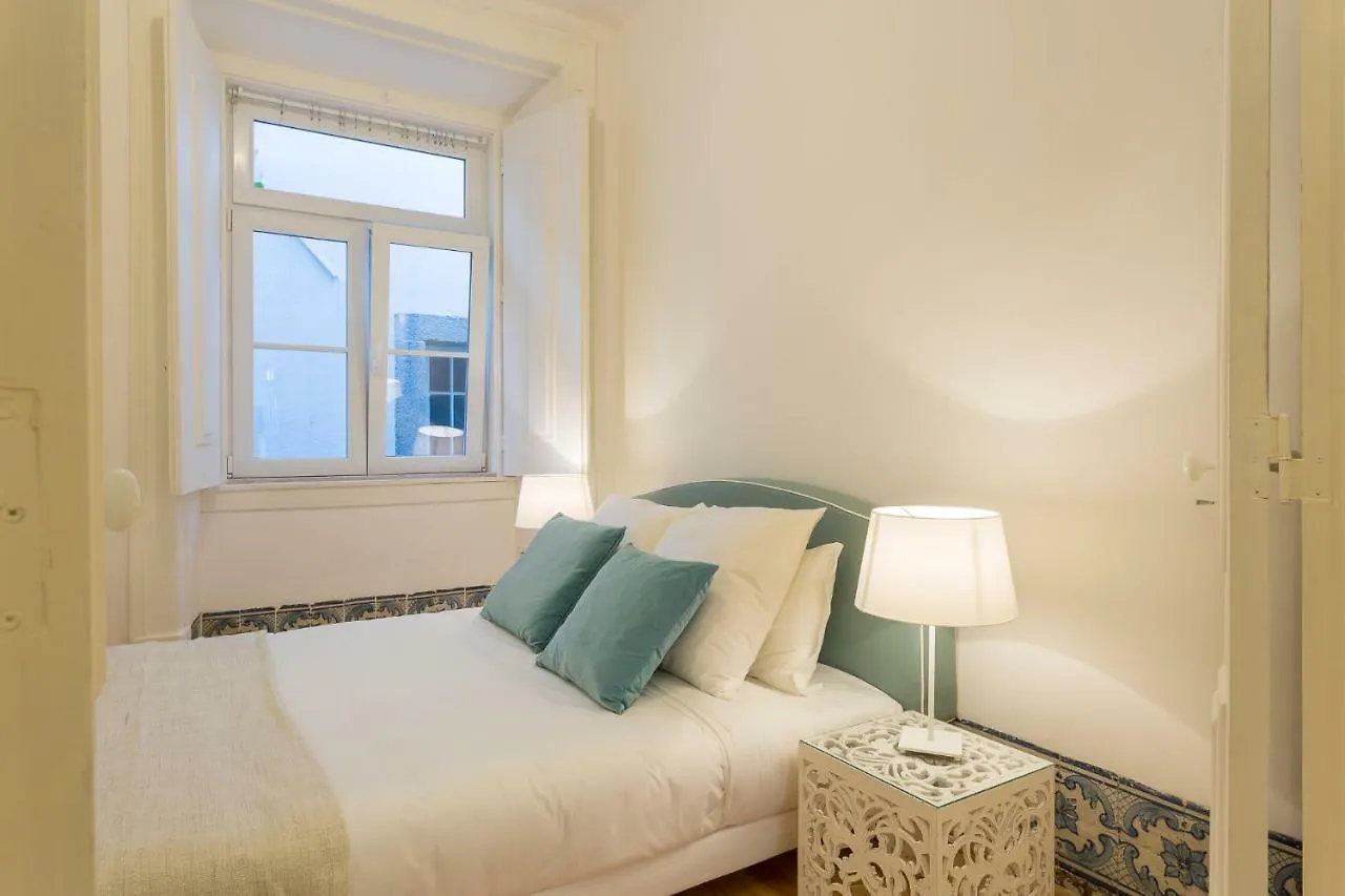 Chiado Apartment - Holiday Rental In Lisbon 0*,