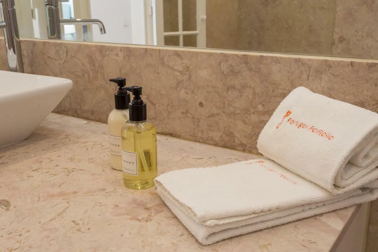 Chiado Apartment - Holiday Rental In Lisbon